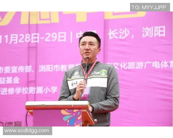 商晨足球引领新风潮助力青少年成长与足球梦想的实现