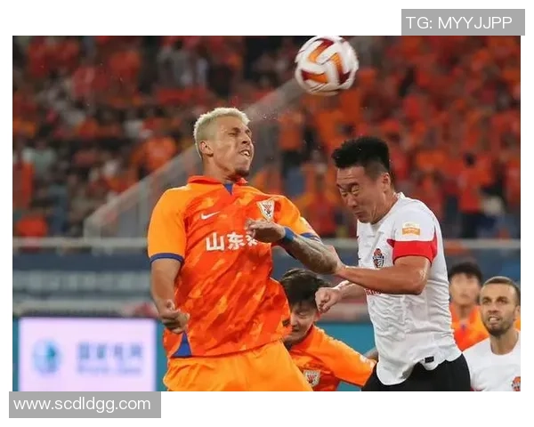 石柯在足球赛场上的精彩表现与未来发展潜力分析